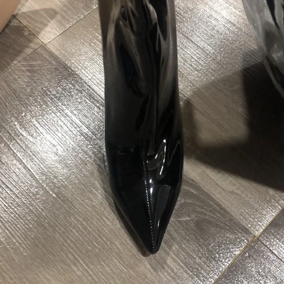 Black Patent Heeled Boots - Picture 3 of 5